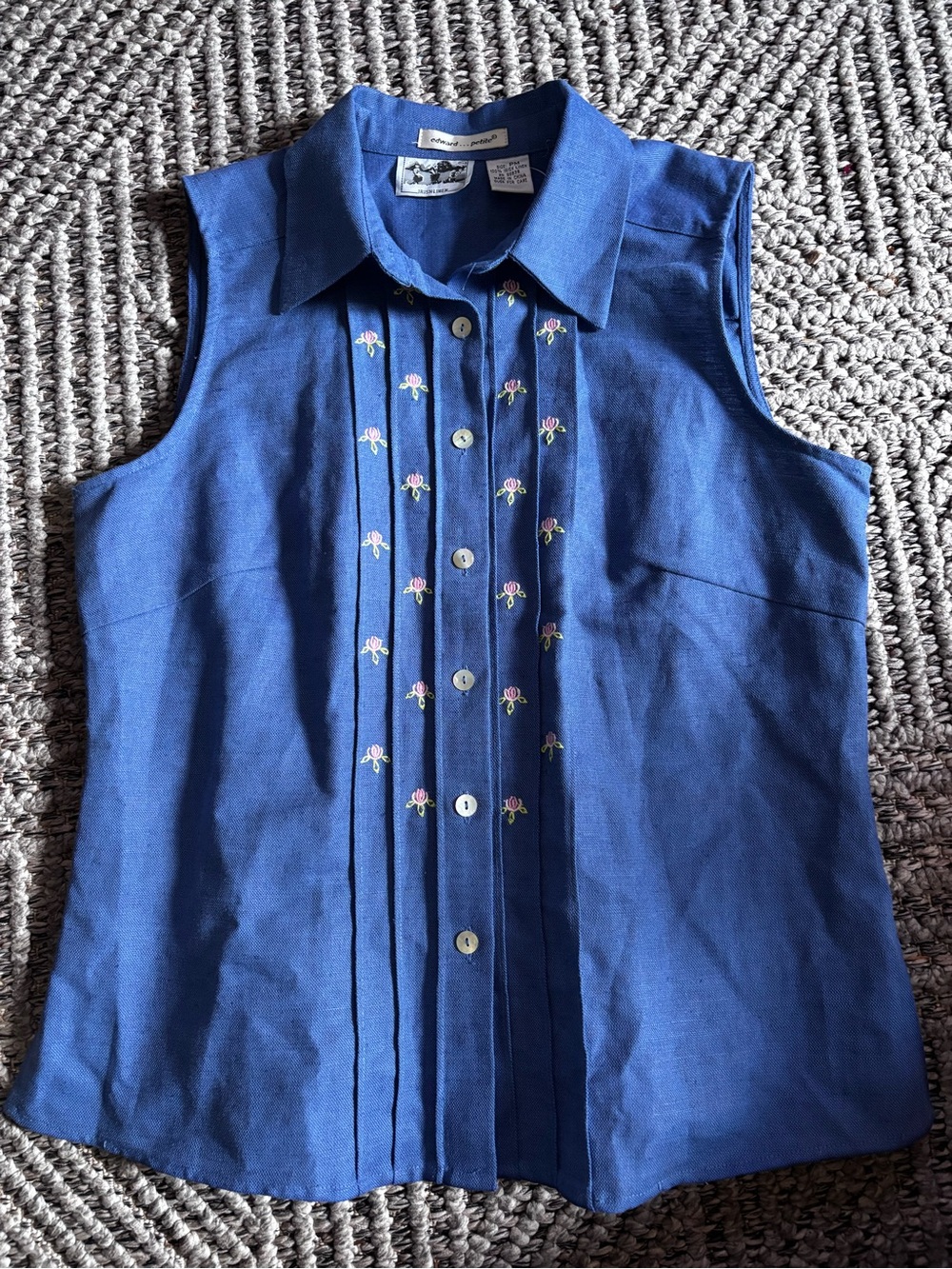 Sleeveless Blue Embroidered Button-Front Tank Top
